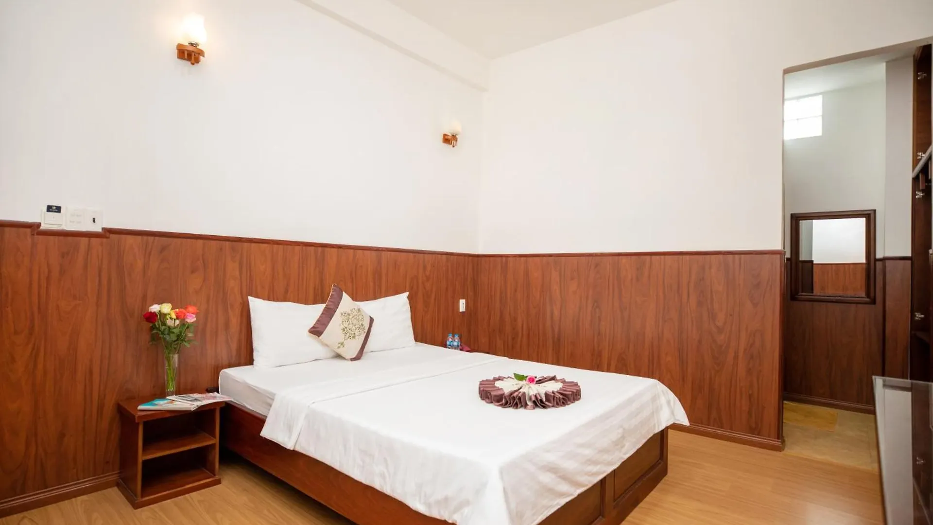 Nhat Minh Airport Hotel Ho Chi Minh City 3*,
