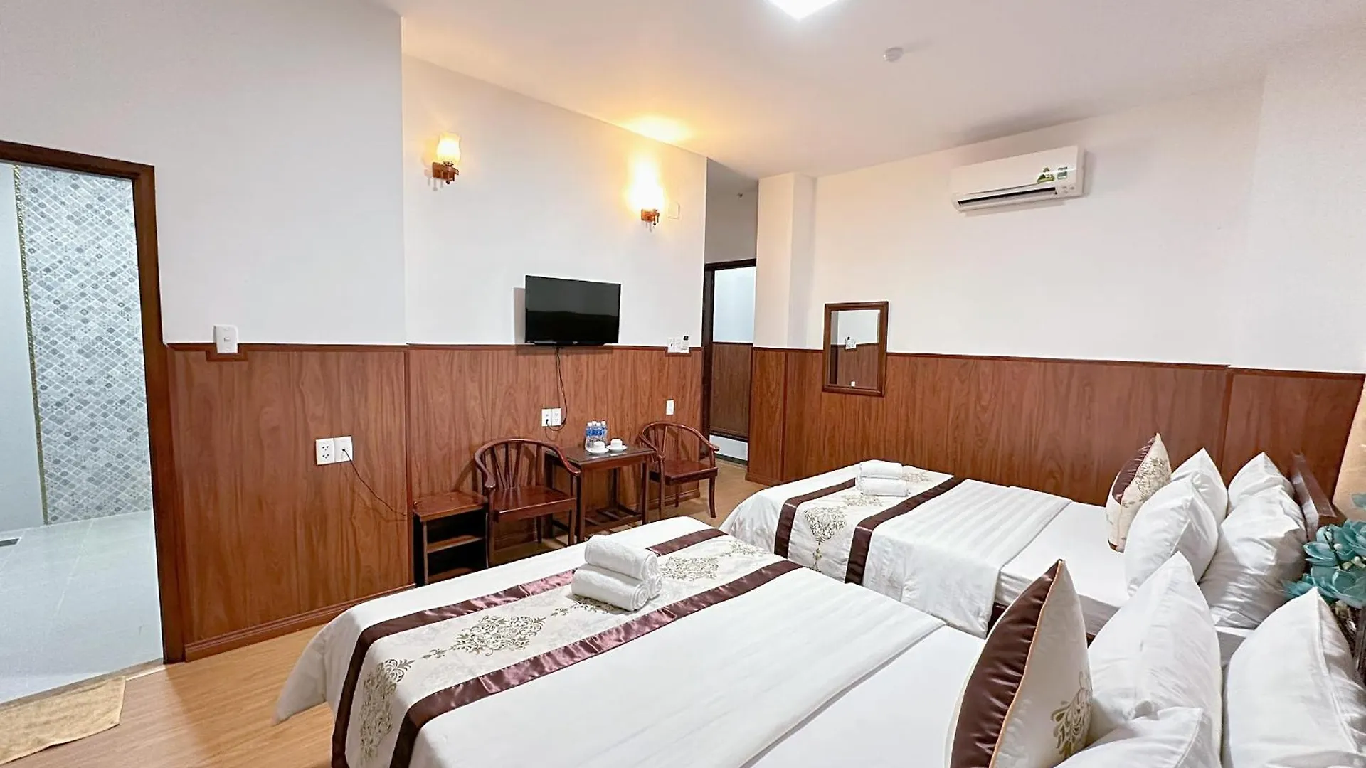 Nhat Minh Airport Hotel Ho Chi Minh City