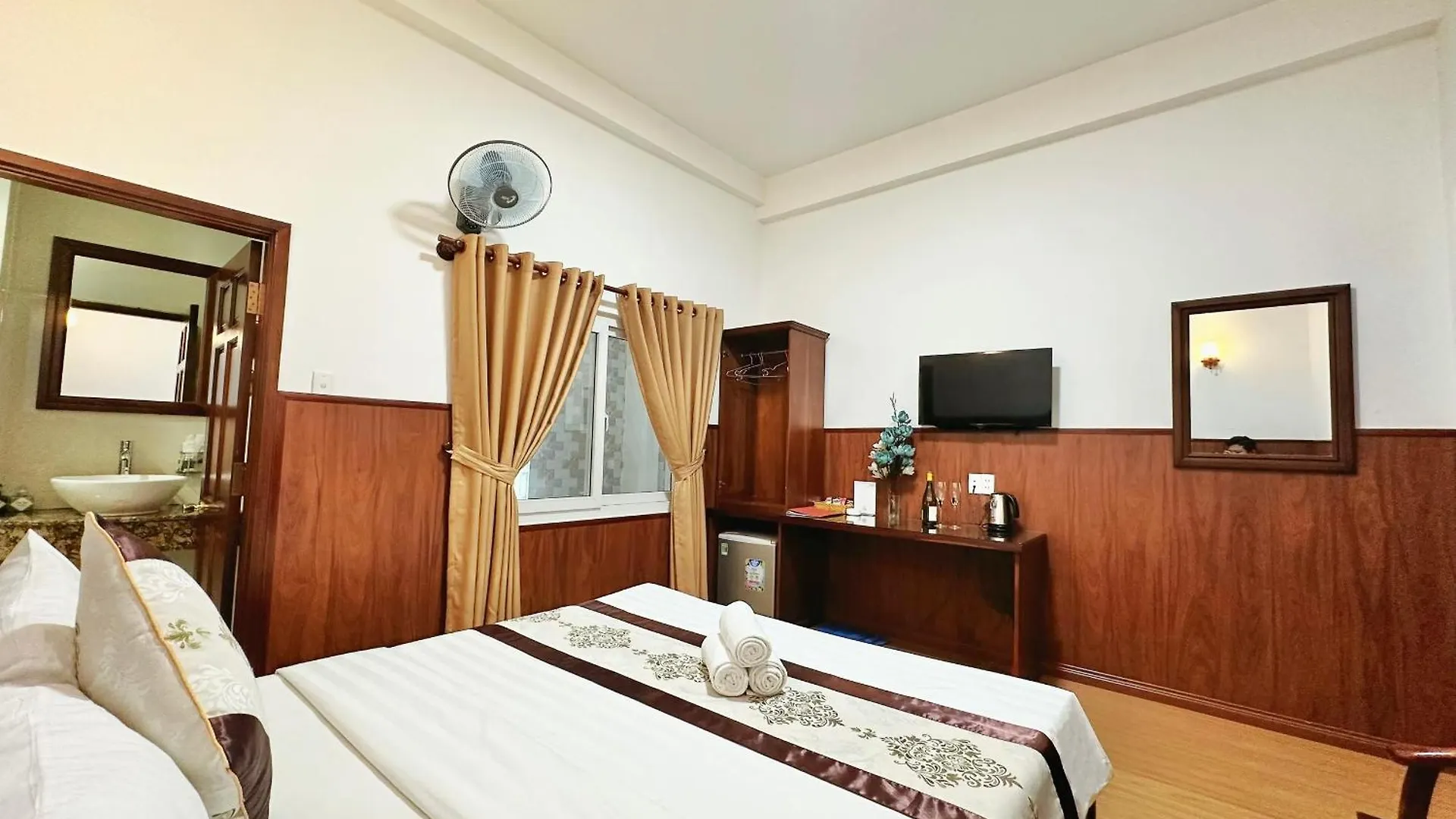 Nhat Minh Airport Hotel Ho Chi Minh City